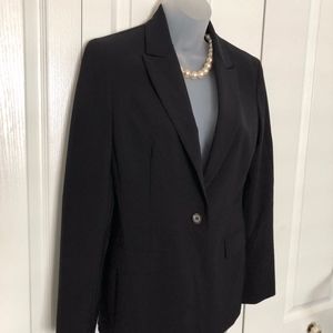 TAHARI BLACK BLAZER